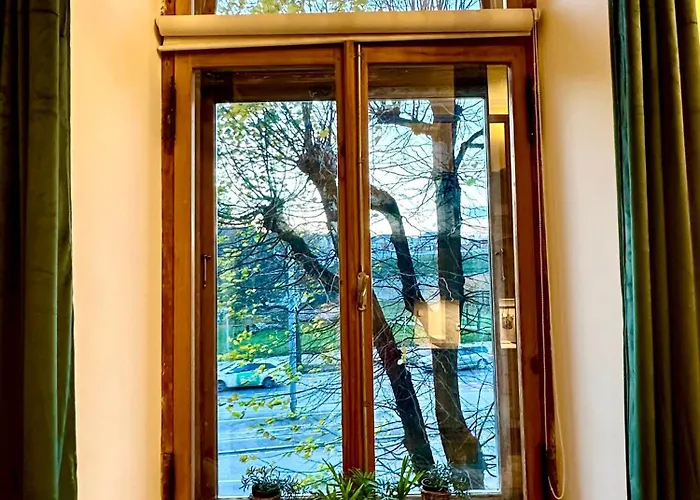 Luxury Mere By Rikas Apartmán *